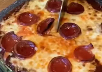 Topping Semangka di Atas Pizza Membuat Pecinta Kuliner Heran