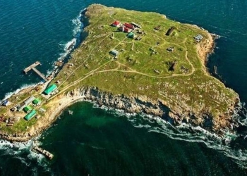 Kyiv Rebut Pulau Ular saat Pasukan Rusia Tinggalkan Laut Hitam