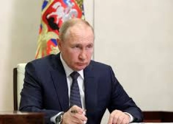 Putin Tawarkan $ 16.000 kepada Wanita untuk Memiliki 10 Anak