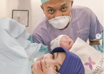 Sule dan Nathalie Bahagia, Sambut Anak Pertama Adzam Ardiansyah Sutisna 