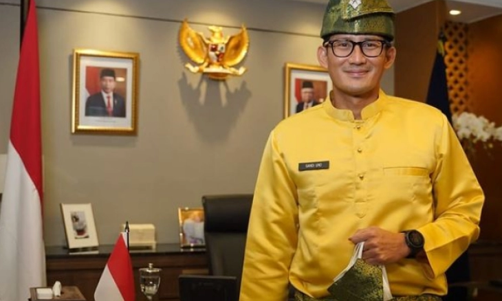 Nobar Merindu Cahaya de Amstel, Sandiaga Uno: Semoga Filmnya Sukses