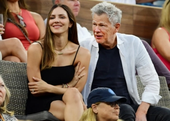 David Foster Tak Hiraukan Omongan Orang Soal Katharine McPhee yang Beda Usia 35 Tahun
