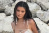 Kylie Jenner, Bocorkan Anak Keduanya di Instagram Bernama Wolf Webster