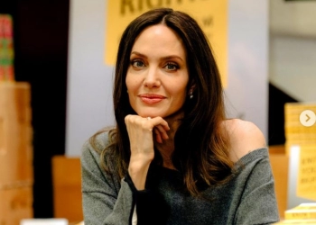 Angelina Jolie Diangkat jadi Profesor Tamu di London School