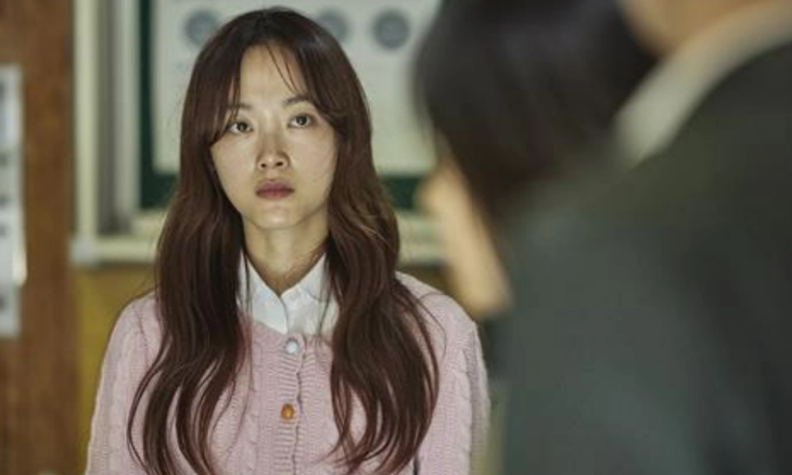 Lee Yoo-mi Akui Sulit Main Dua Drama dengan Karakter Berbeda 