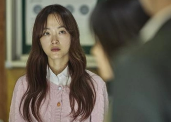 Lee Yoo-mi Akui Sulit Main Dua Drama dengan Karakter Berbeda 