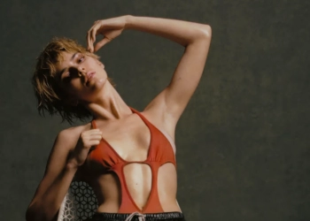 Kendall Jenner Tampil Bugil untuk Majalah i-D
