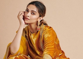 Aktris Deepika Padukone Pernah Diminta Implan Payudara di Usia 18 Tahun