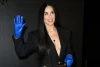 Demi Moore, Bikin Pangling Wajahnya Awet Muda Saat Tampil di Paris Fashion Week