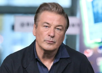 Alec Baldwin Berharap Tak Jadi Tersangka Kasus Penembakan Halyna Hutchins