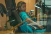 Katie Price Buat Tato Besar Bergambar Bunga Lili, Saat perjalanan Liburan ke Thailand 