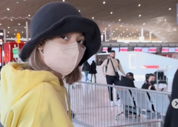 Lisa BLACKPINK Pulang Kampung ke Thailand, Penggemar: WELCOME HOME LILI