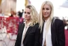 Kristen Stewart jadi Sorotan di Ajang Oscar, Gegara Pakai Baju Tak Dikancing dan Bercelana Pendek
