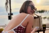 BCL Pakai Swimsuit Pamer Punggung Mulus, Netizen: Aduuh Janda Idolaku