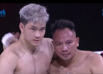 Vicky Prasetyo Nyatakan Kalah, Dua Kali Jatuh Dihajar Azka Corbuzier di Ring Tinju