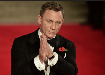 Daniel Craig Batalkan 2 Pertunjukan Macbeth Gegara Positif COVID-19