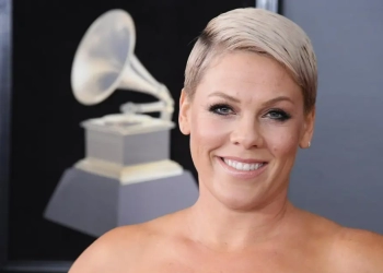 Pink Mengolok-Olok Majalah Rolling Stone: Ulasan Anda Tak Relevan Sejak 1990