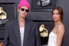 Hailey Bieber Tanggapi Rumor Kehamilannya Usai Tampil di Grammy 2022 