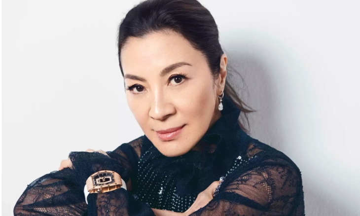 Michelle Yeoh, 40 Tahun Akting Bela Diri, Kini Main Komedi di  Everything Everywhere All at Once 