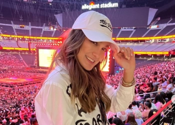 Demi BTS Luna Maya Sambangi Las Vegas, Nonton Konser dari Dekat Pelantun Butter 