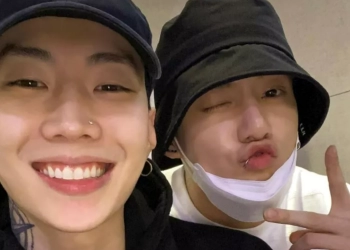 Jungkook BTS dan Jay Park Tunjukkan Keakraban dalam Foto yang Menawan 
