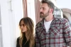 Ben Affleck dan Jennifer Lopez Gandengan Tangan Saat Makan Siang di Los Angeles