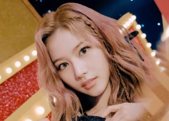 Sana TWICE Positif Covid -19 Usai Konser Tokyo Dome, di Jepang 