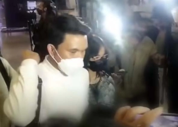 Fuji Anter Thariq Halilintar ke Bandara, Sudah Pacaran?