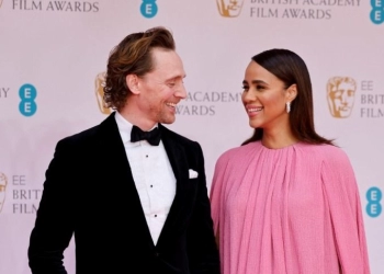 Bintang Loki Tom Hiddleston Bertunangan dengan Zawe Ashton
