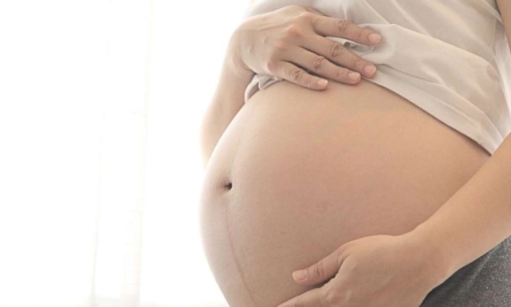 Tips Menjaga Kesehatan untuk Wanita Hamil Pekerja Keras