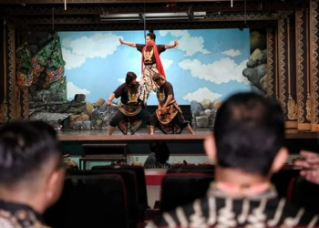 Anies Berharap Ada Regenerasi Kebudayaan Wayang Orang