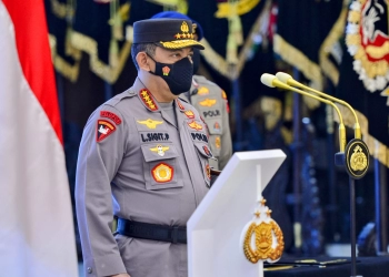 Kapolri Naikkan Pangkat Enam Pati 