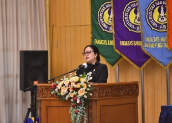 Pelaku Industri Harus Penuhi Aturan