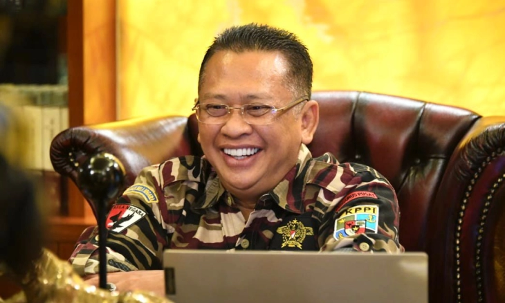 KKP Tangkap Dua Kapal Ikan Asing Berbendera Malaysia, Selamatkan Potensi Kerugian Rp19,9 Miliar