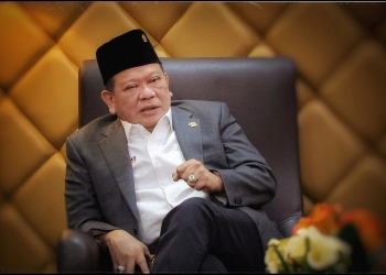 Pemerintah dan Sekolah Harus Perlakukan Guru Honorer dengan Baik