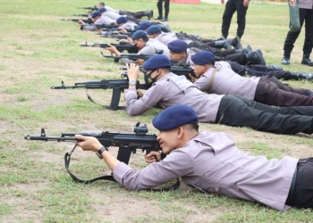 Sat Brimob Polda Banten Latihan Penguasaan Senjata Api dan Menembak