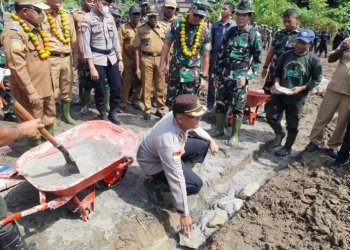 Pembukaan TMMD ke-114 di Kampung Suskun, Tapal Batas RI-PNG