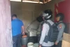 Penggerebekan Pabrik Miras Lokal Ilegal Jenis Sopi di Kota Merauke