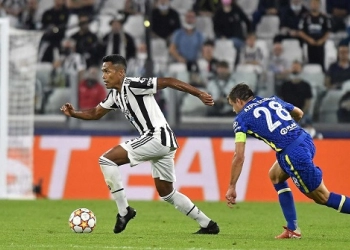 Chelsea Tanya-tanya Soal Alex Sandro ke Juventus