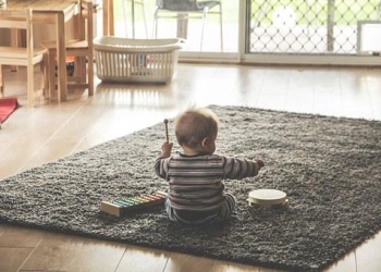 Aktivitas Sederhana yang Bisa Bikin Bayi Cerdas