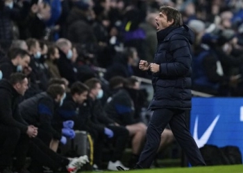 Conte Tak Jamin Bertahan Lama di Tottenham Hotspur