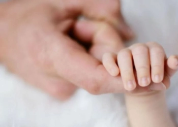 Bayi Lahir dengan 2 Penis, Akhinrya Dokter Memotong yang Lebih Besar