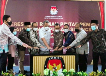 Walikota Benyamin Dampingi KPU Tangsel Launching Aplikasi Sipangsi dan RPP