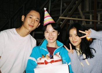 Jisoo BLACKPINK dan Jung Hae Mengenang Kim Mi Soo yang Meninggal Secara Tiba-tiba