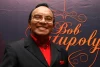 Musisi Legendaris Bob Tutupoly Meninggal Dunia
