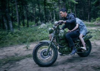Aksi Penuh Darah Joo Won di Film Netflix 'Carter'