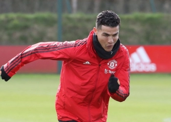 Ronaldo Ngotot Cabut dari MU?