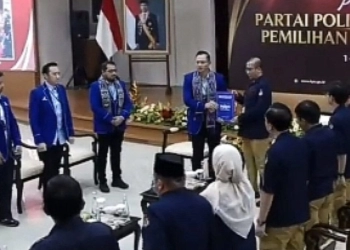 Dokumen Pendaftaran Partai Demokrat sebagai Peserta Pemilu Lengkap