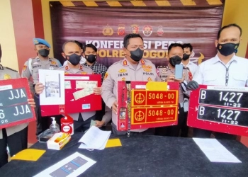 Ngaku Anggota Densus 88, Pakai Strobo, Pelat Dinas Polri Palsu dan Lawan Arus 