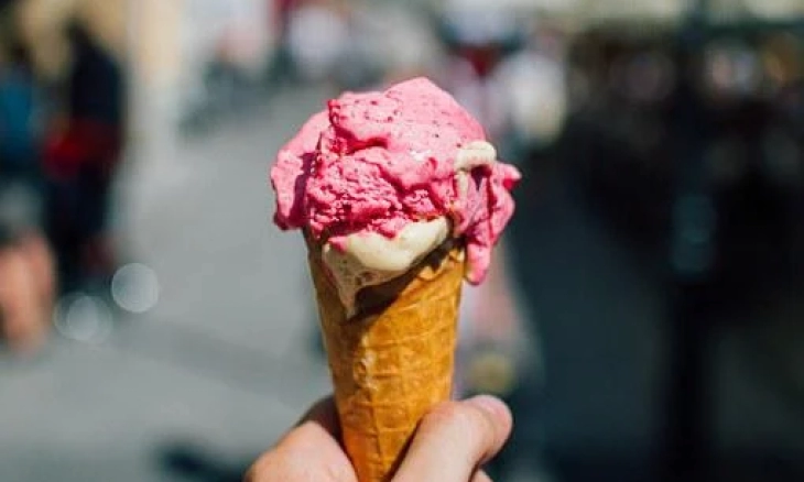 Makan Es Krim Bisa Redakan Flu